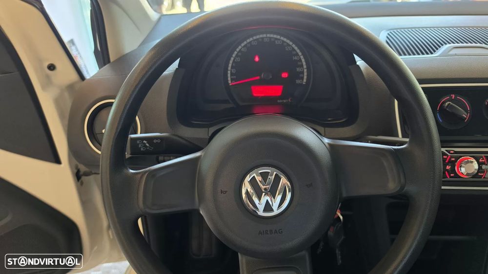 VW Up! white - 39