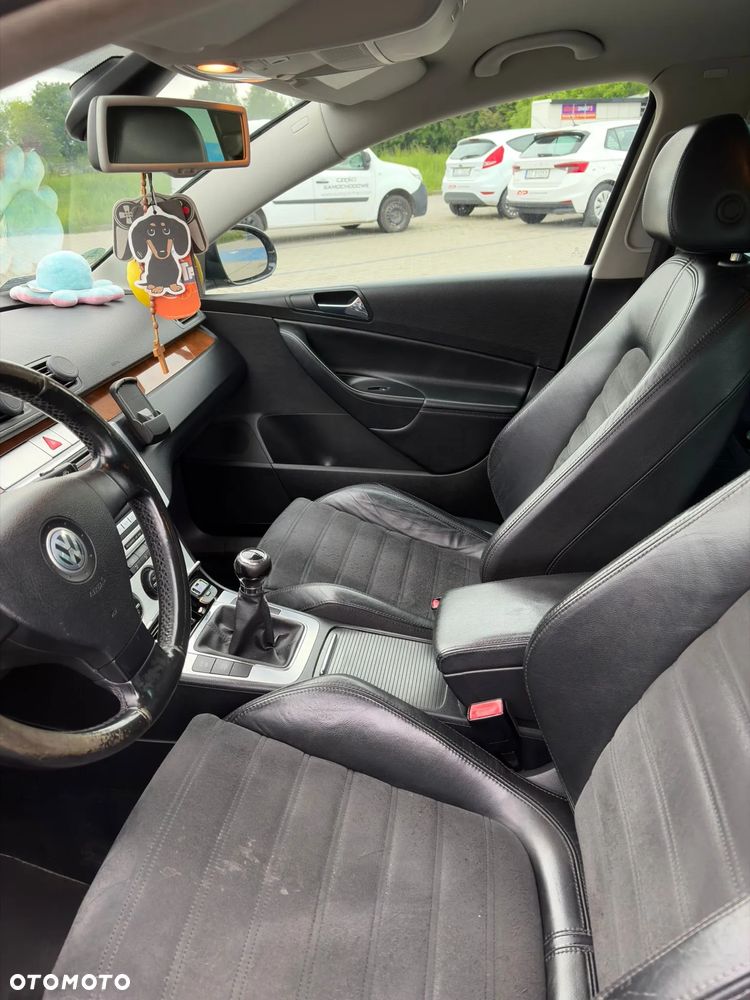 Volkswagen Passat 2.0 TDI 4Motion Highline - 27
