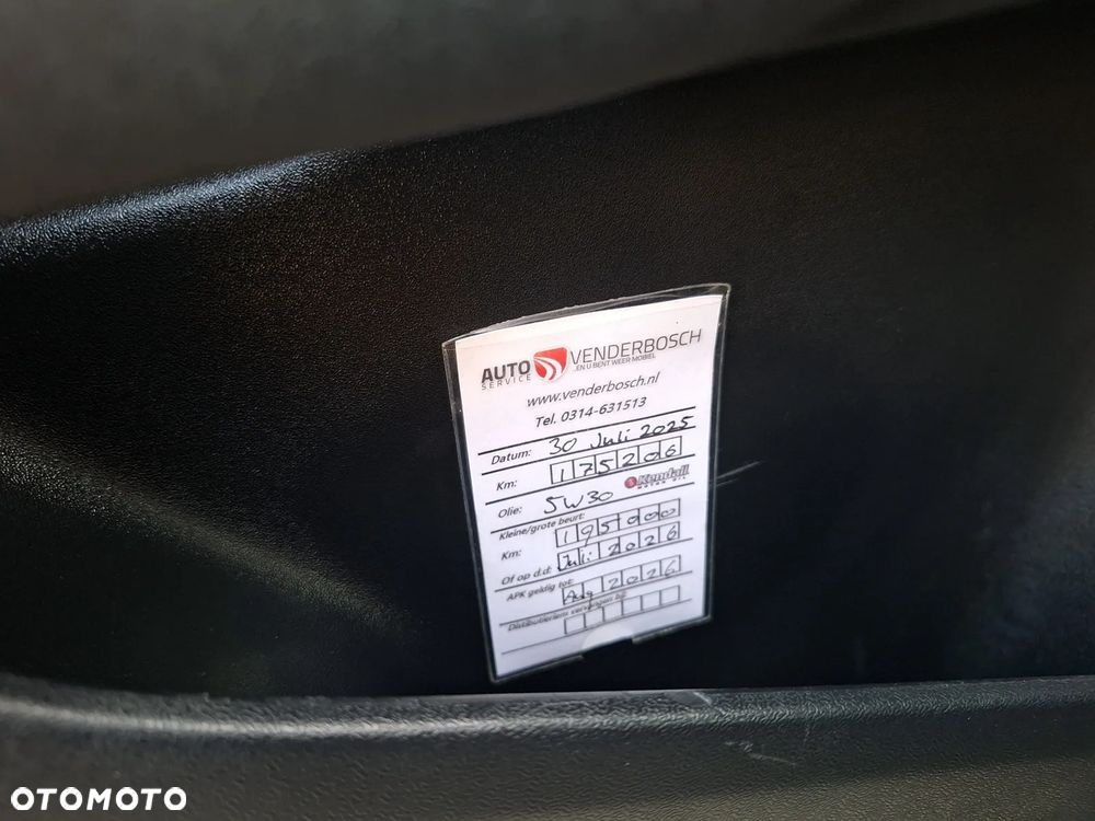 Volvo V40 D2 Momentum - 18