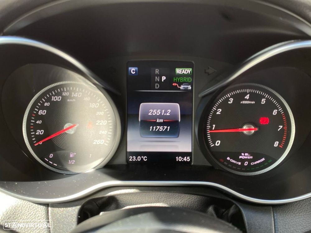 Mercedes-Benz C 350 - 11