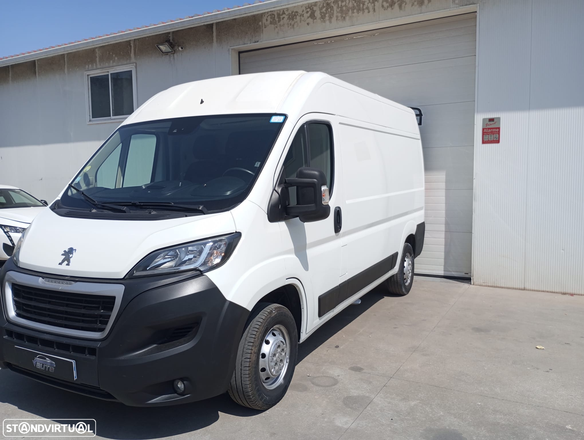 Peugeot BOXER TOLE 335 L2H2 BLUEHDI - 2