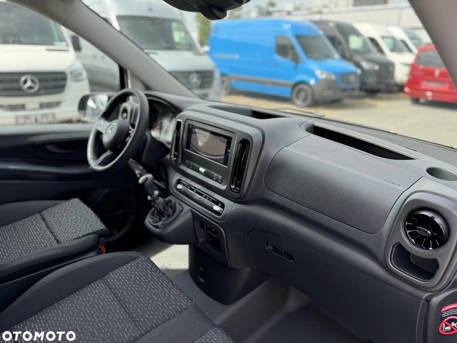 Mercedes-Benz Vito - 10