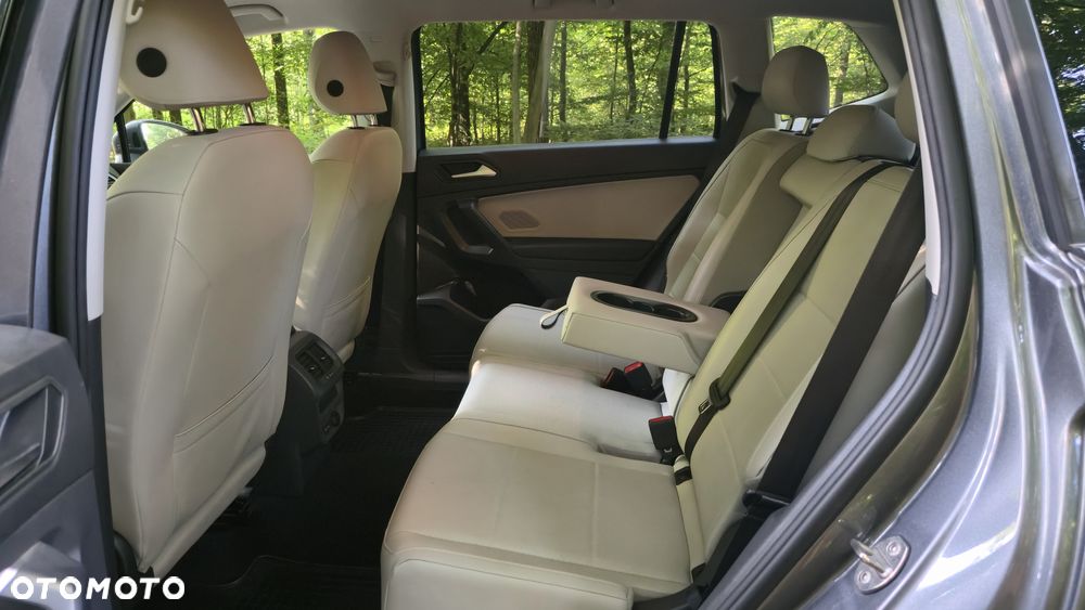 Volkswagen Tiguan Allspace 2.0 TSI 4Mot Elegance DSG - 8