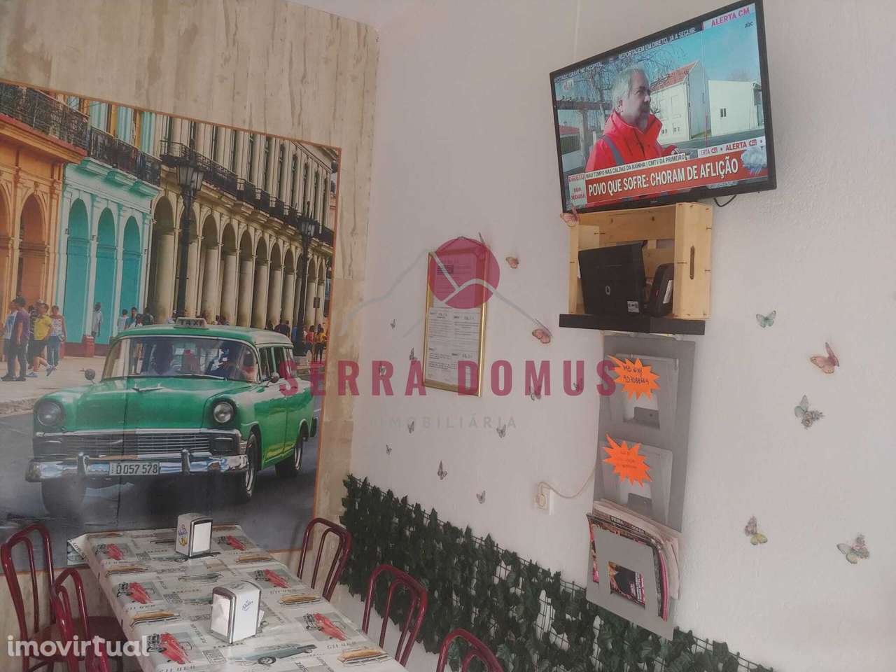 Trespasse de Loja localizada perto Centro de saúde Rio de Mouro - Grande imagem: 4/7