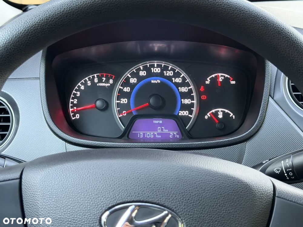 Hyundai i10 1.0 YES - 28