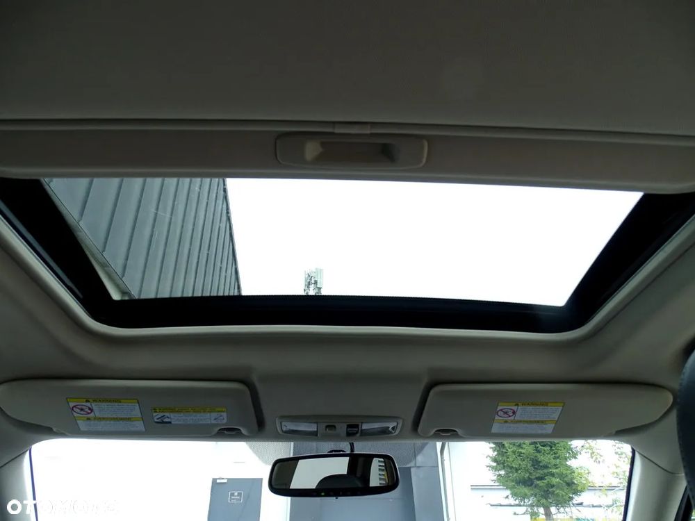 Mitsubishi Outlander 2.4 4WD CVT Instyle - 20