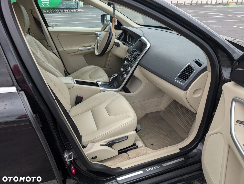 Volvo XC 60 D4 Drive-E Summum - 17