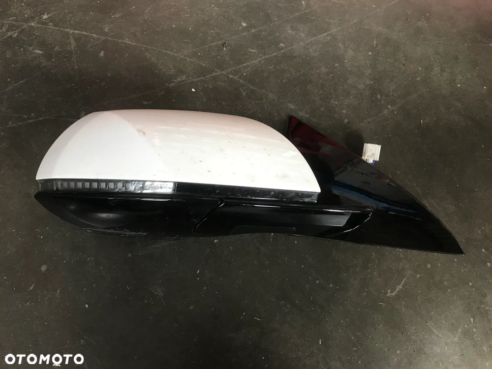 Lusterko prawe Hyundai IONIQ 5 10 PIN - 4