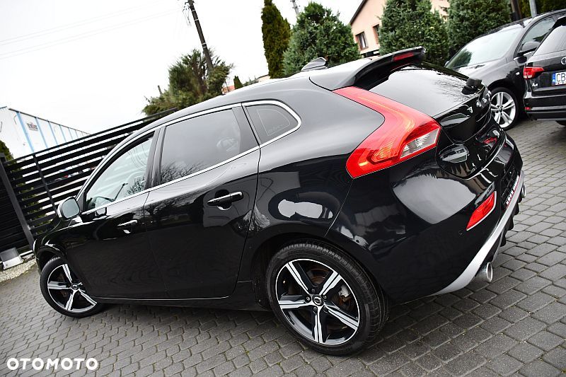 Volvo V40 D3 Geartronic RDesign - 3