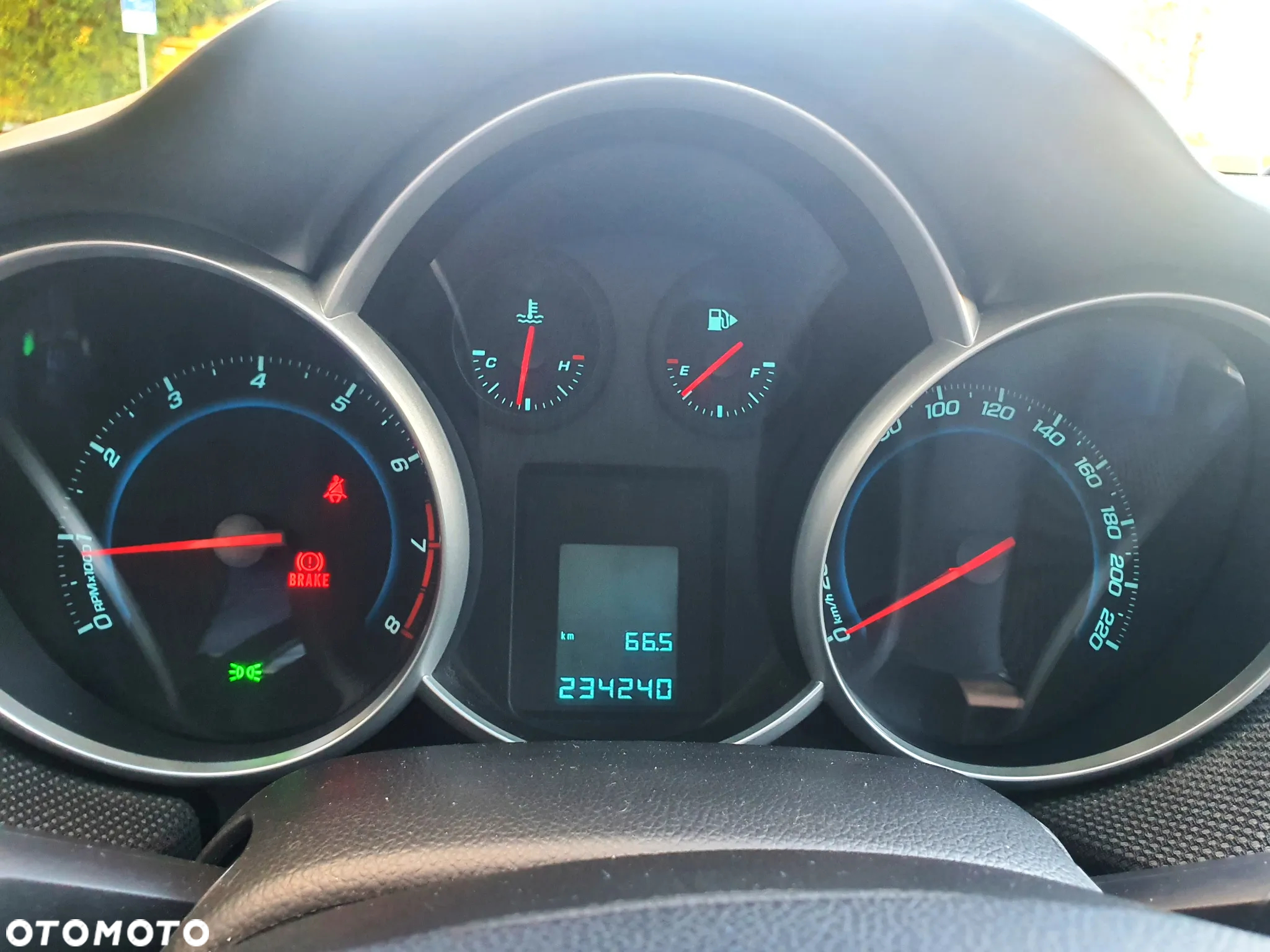 Chevrolet Cruze 1.8 LT+ - 9