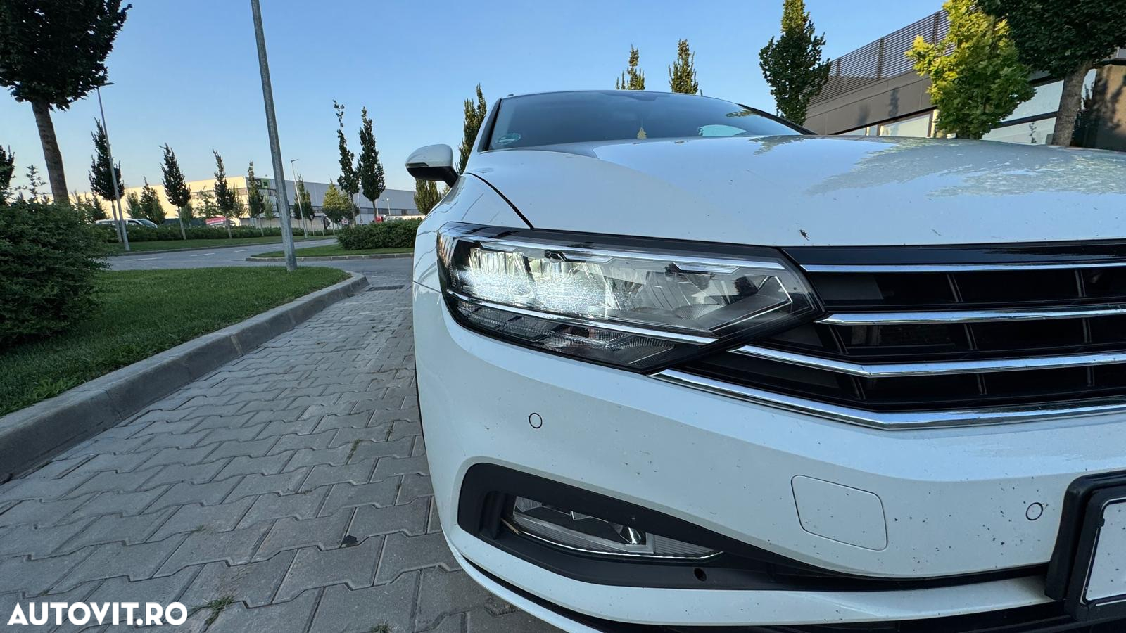 Volkswagen Passat 2.0 TDI DSG Advance - 35