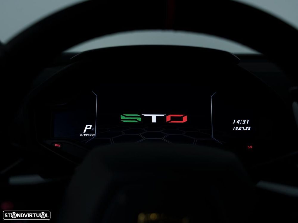 Lamborghini Huracán STO - 19