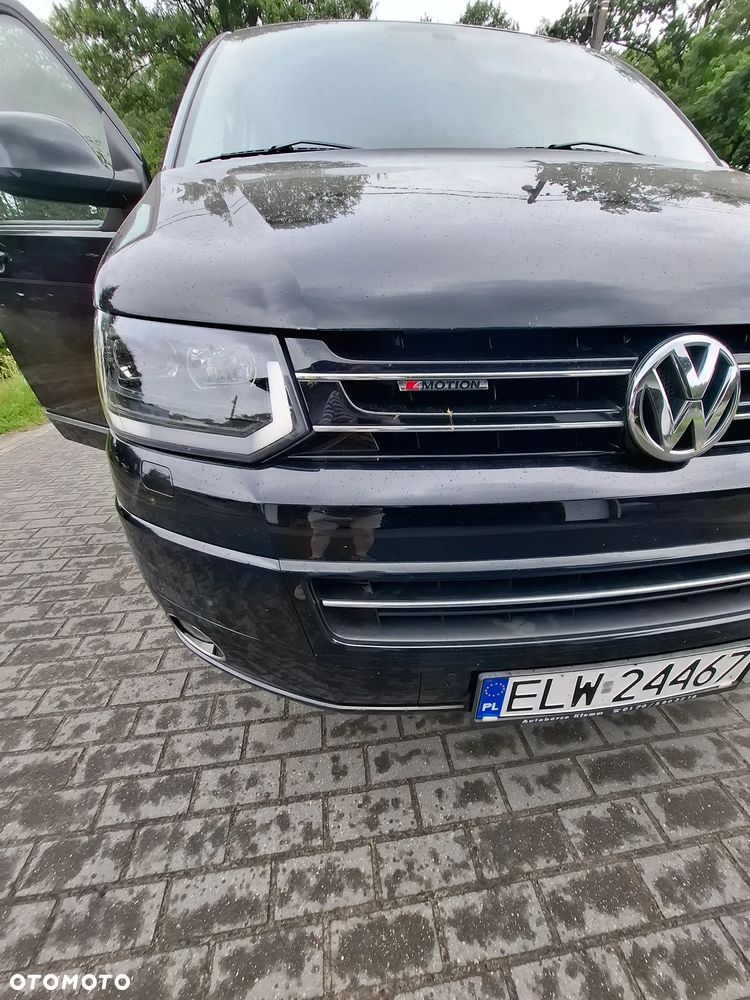 Volkswagen Multivan - 25