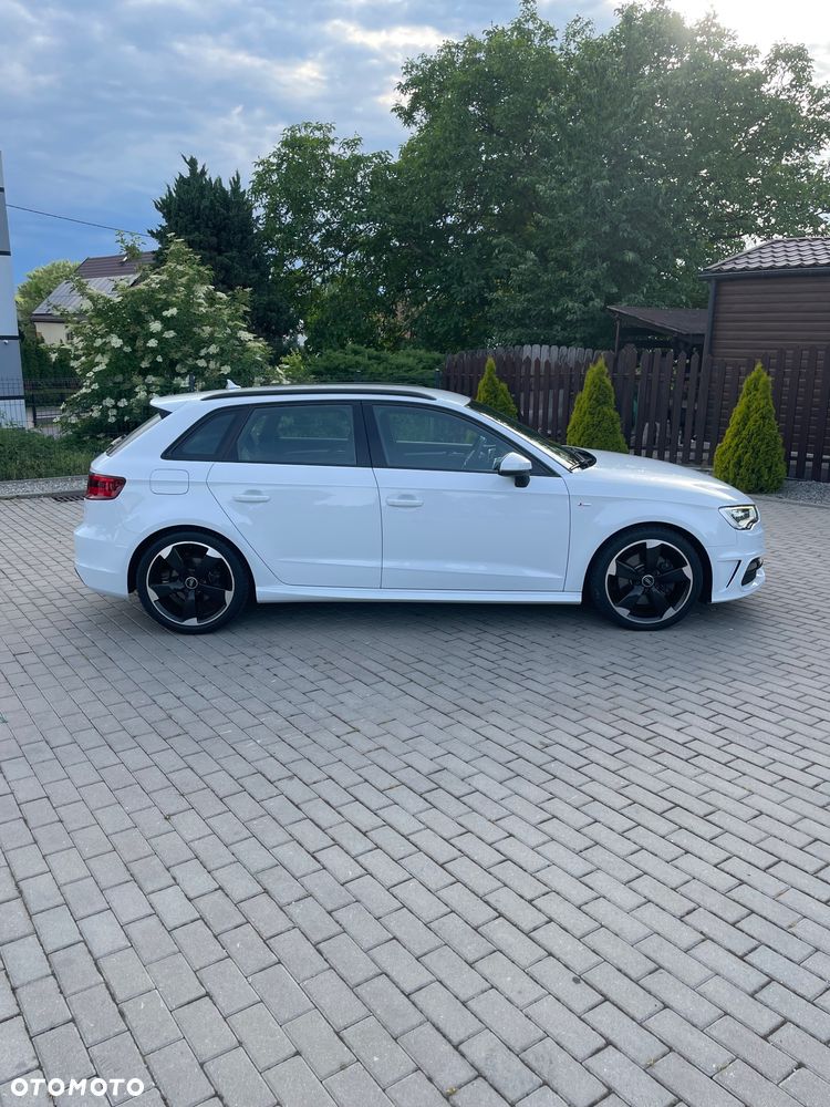 Audi A3 Sportback - 13