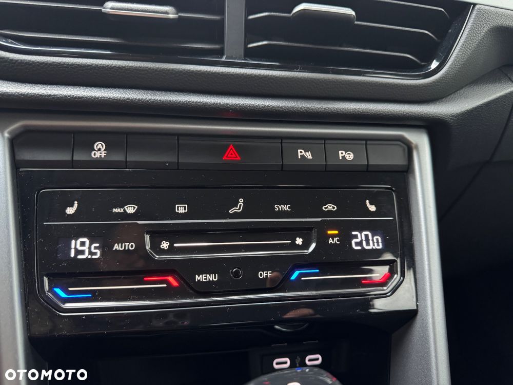 Volkswagen T-Roc 1.5 TSI Life Plus DSG - 18