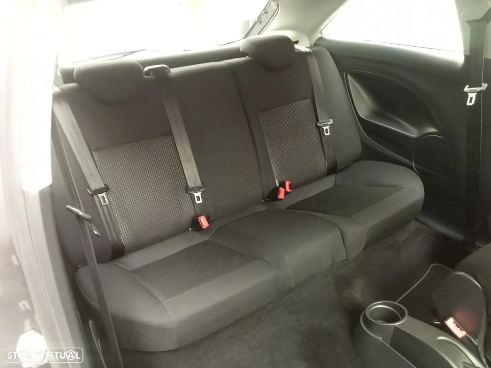 SEAT Ibiza SC 1.6 TDi FR - 11