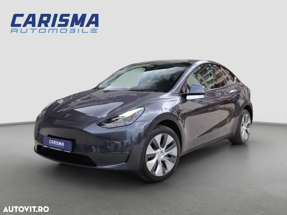 Tesla Model Y Long Range Dual Motor AWD - 3