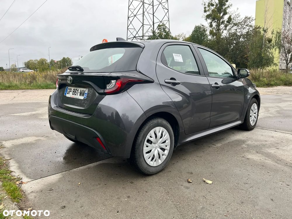 Toyota Yaris 1.5 Comfort - 4