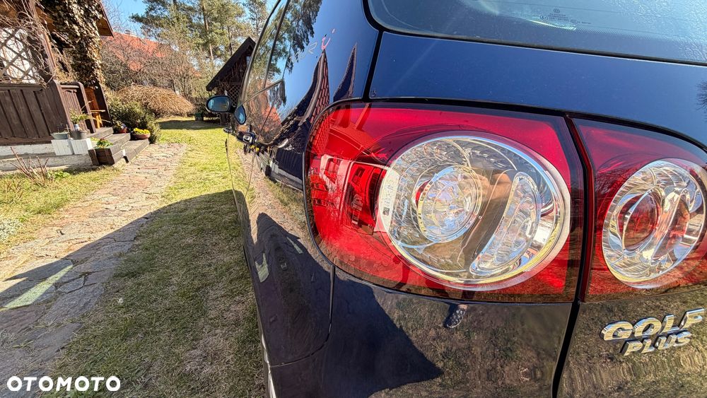 Volkswagen Golf Plus 1.6 Comfortline - 11