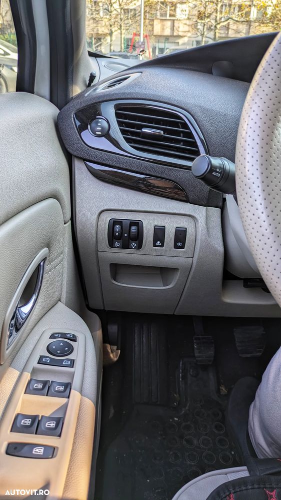 Renault Grand Scenic 1.6 dCi Stop&Start Energy Privilege - 5