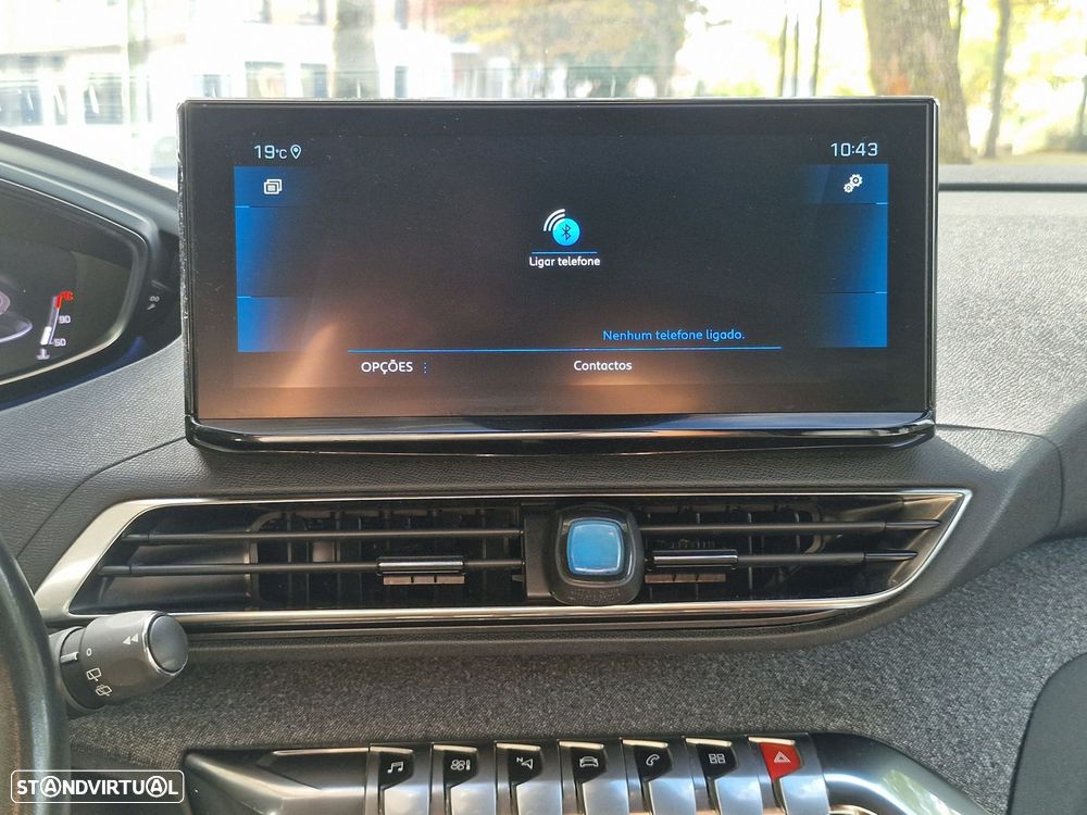 Peugeot 3008 1.5 BlueHDi Allure Pack EAT8 - 36