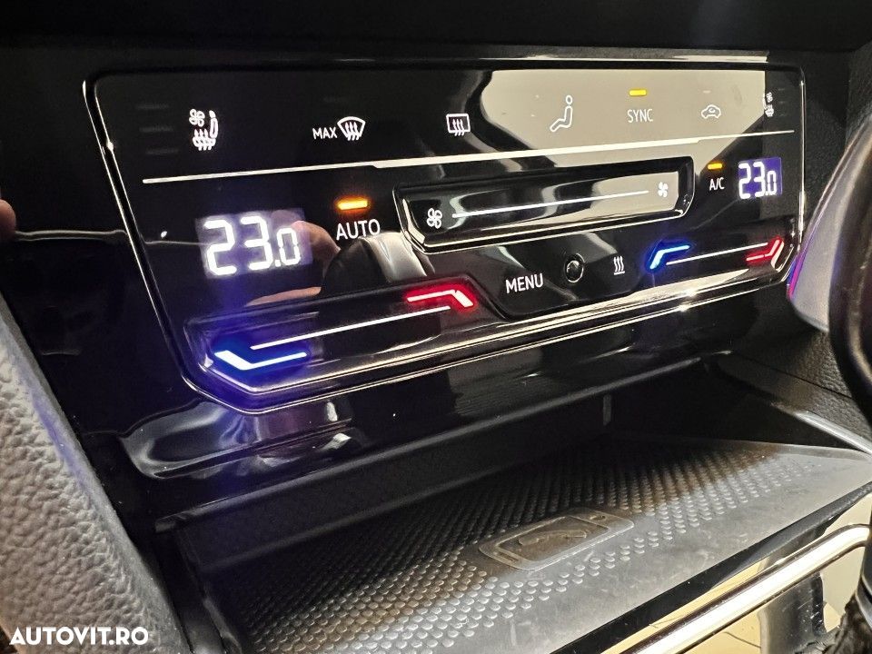 Volkswagen Passat Alltrack - 25