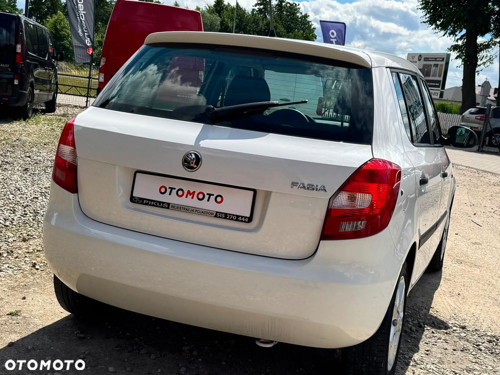 Skoda Fabia - 8