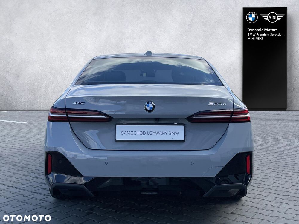 BMW Seria 5 520d xDrive mHEV M Sport - 4