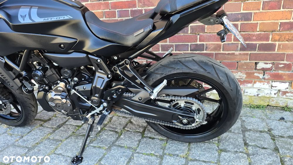 Yamaha MT - 9
