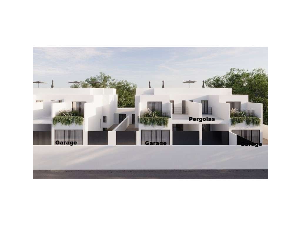 Condomínio Privado em Construção - 4 Moradias Familiares com Piscin... - Grande imagem: 2/9