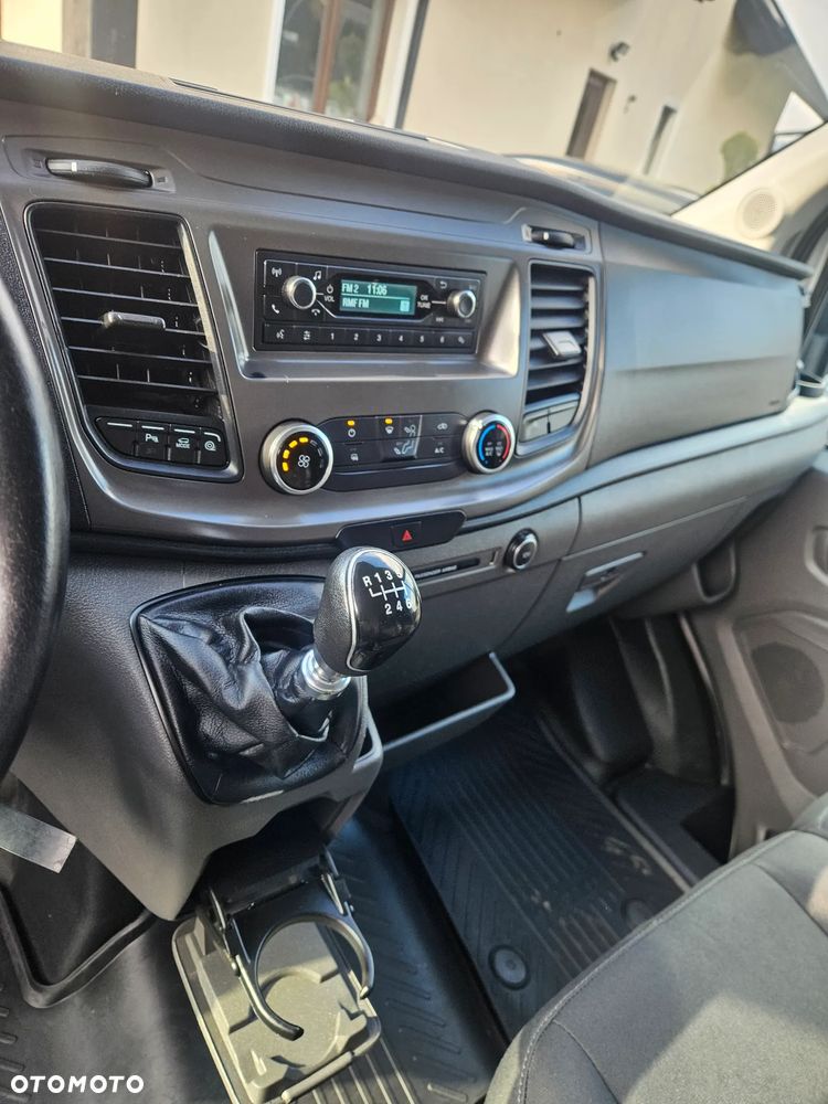 Ford transit - 12