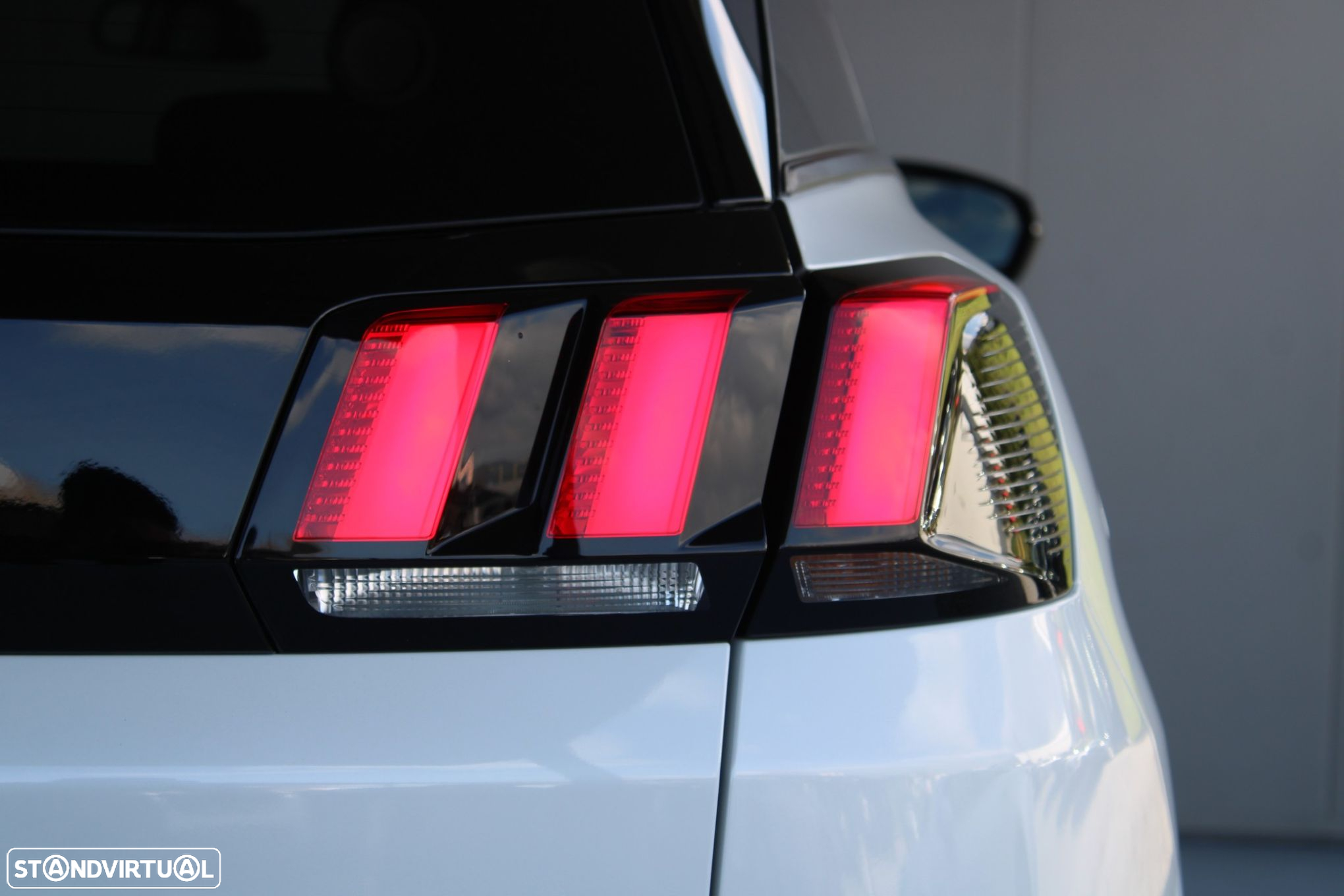 Peugeot 3008 1.2 PureTech Allure EAT8 - 46