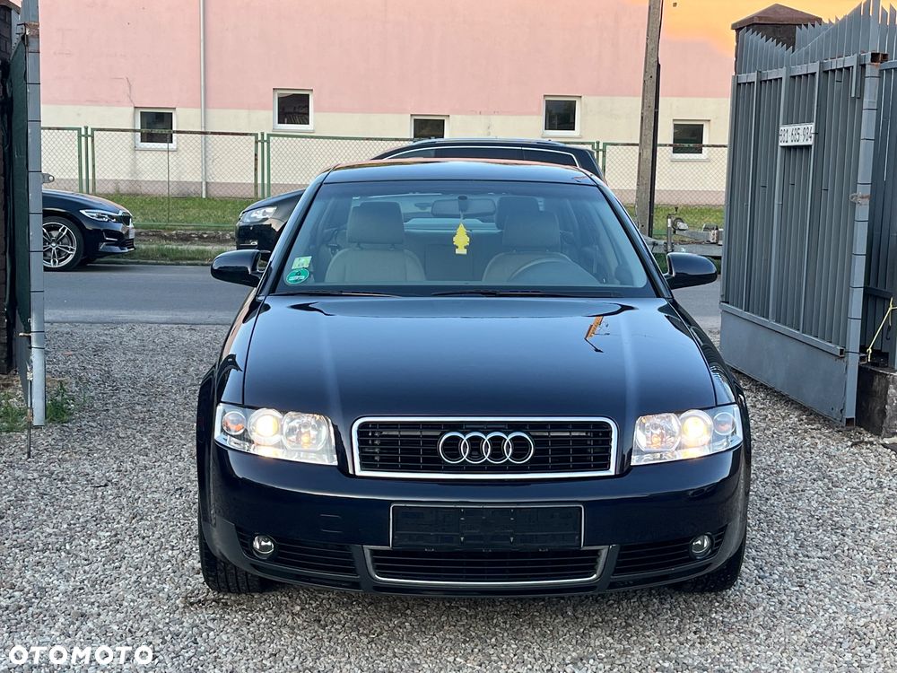 Audi A4 Limousine - 2