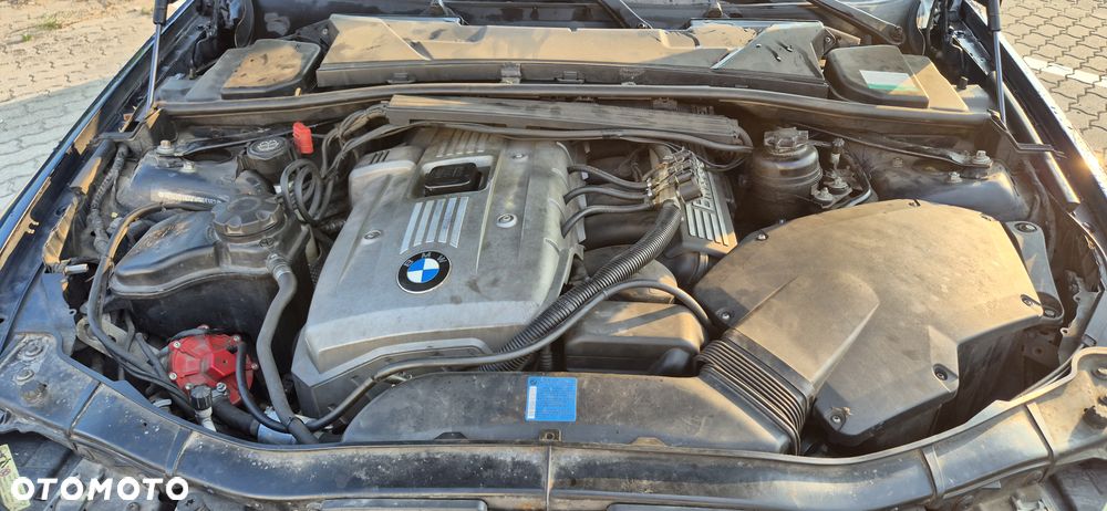 BMW Seria 3 325i - 13