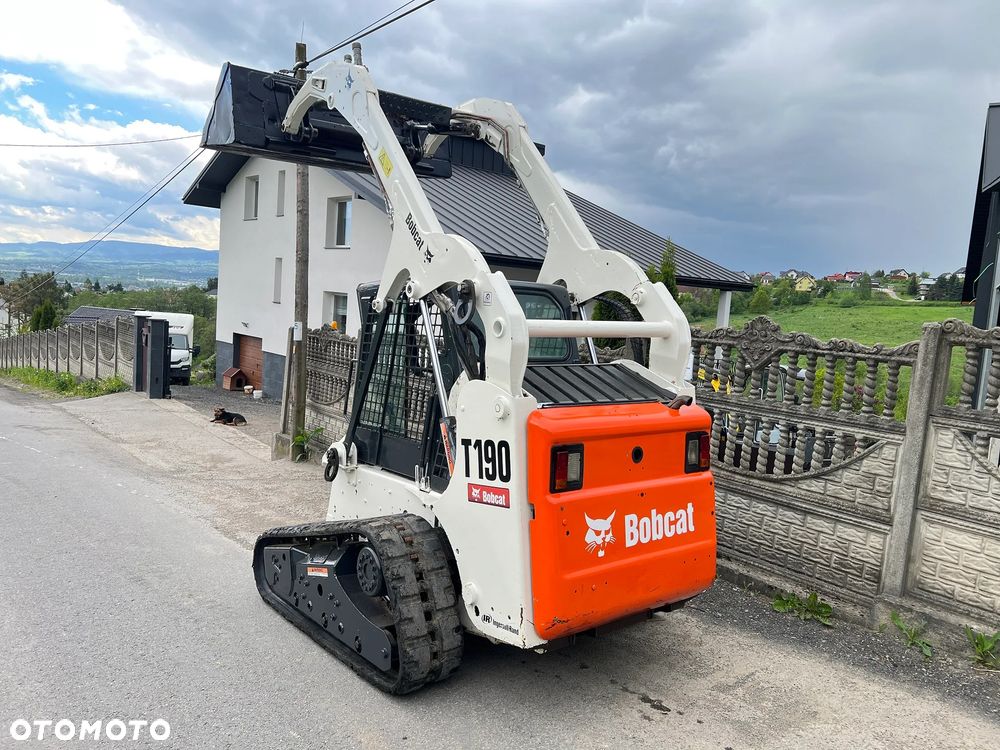 Bobcat T190 | Ładowarka Gąsienicowa BOBCAT T 190 | Joystick | Łyżka | Widły | Waga 3450kG | Miniładowarka | Stan Bardzo Dobry | CENA BRUTTO | - 13