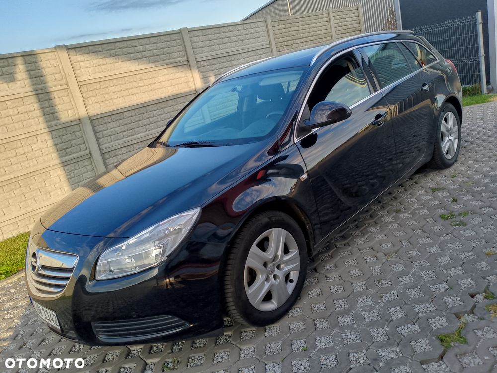 Opel Insignia 2.0 CDTI Sports Tourer - 2