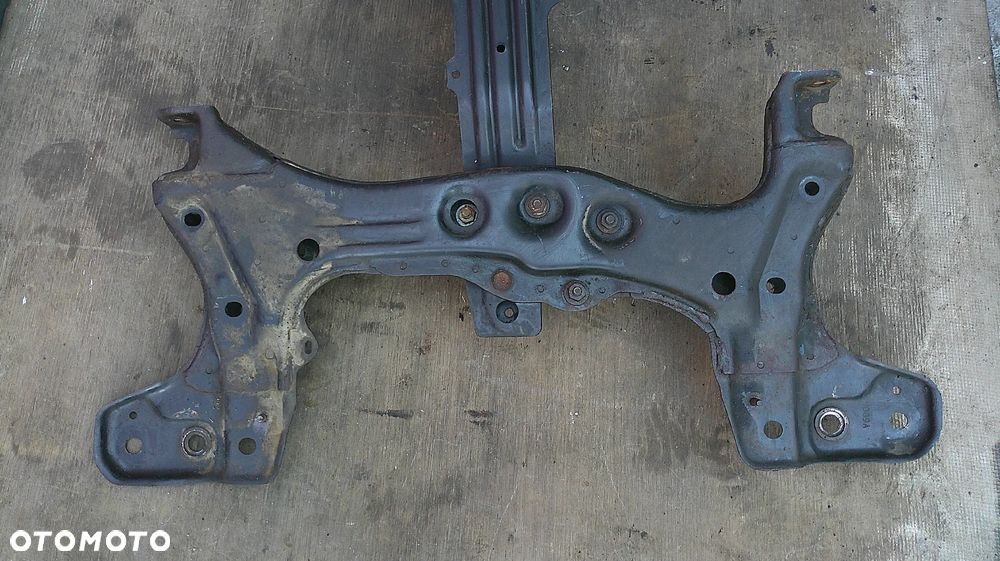 TOYOTA COROLLA E11 KOŁYSKA BELKA - 7