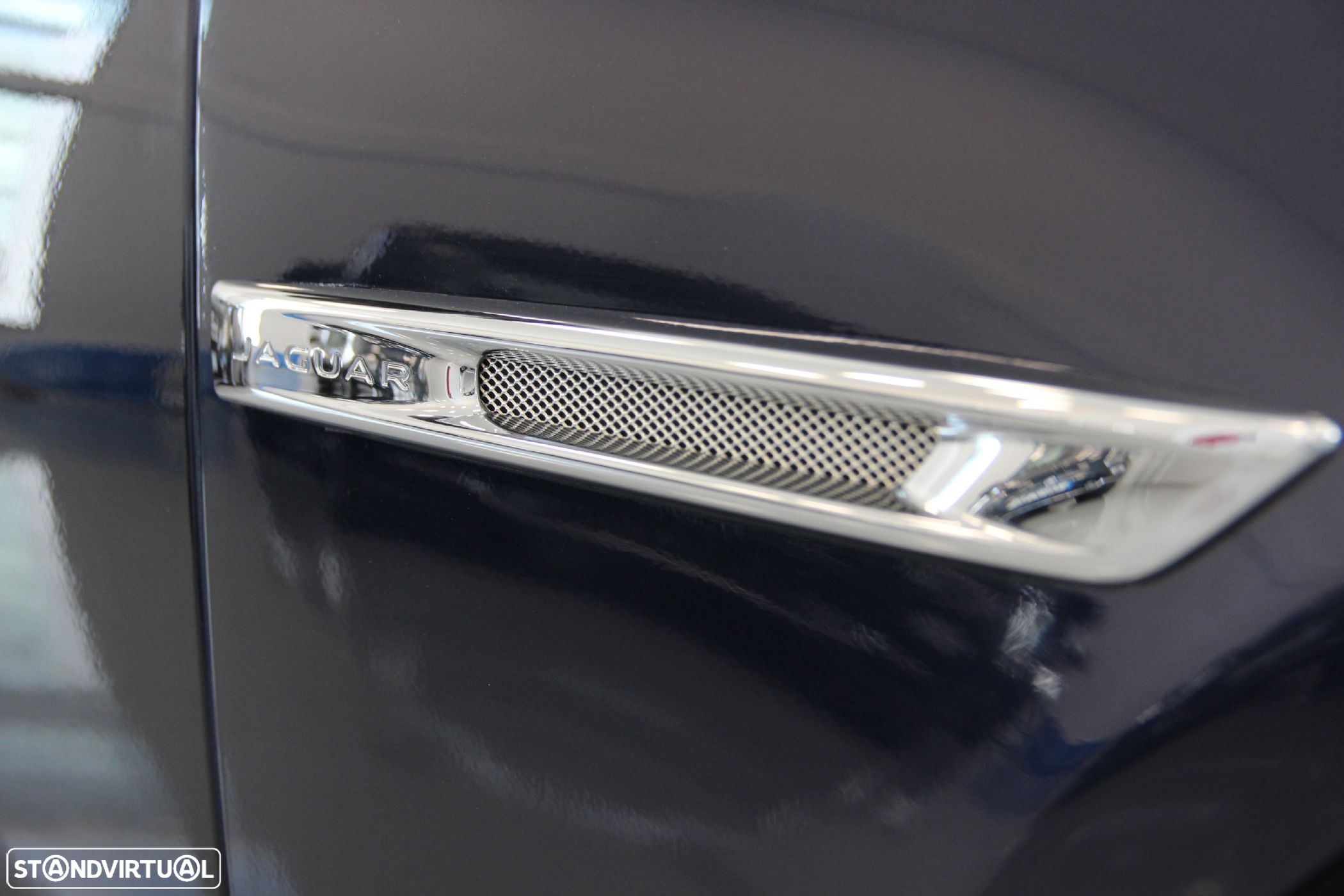 Jaguar XJ 3.0 D V6 Premium Luxury - 10