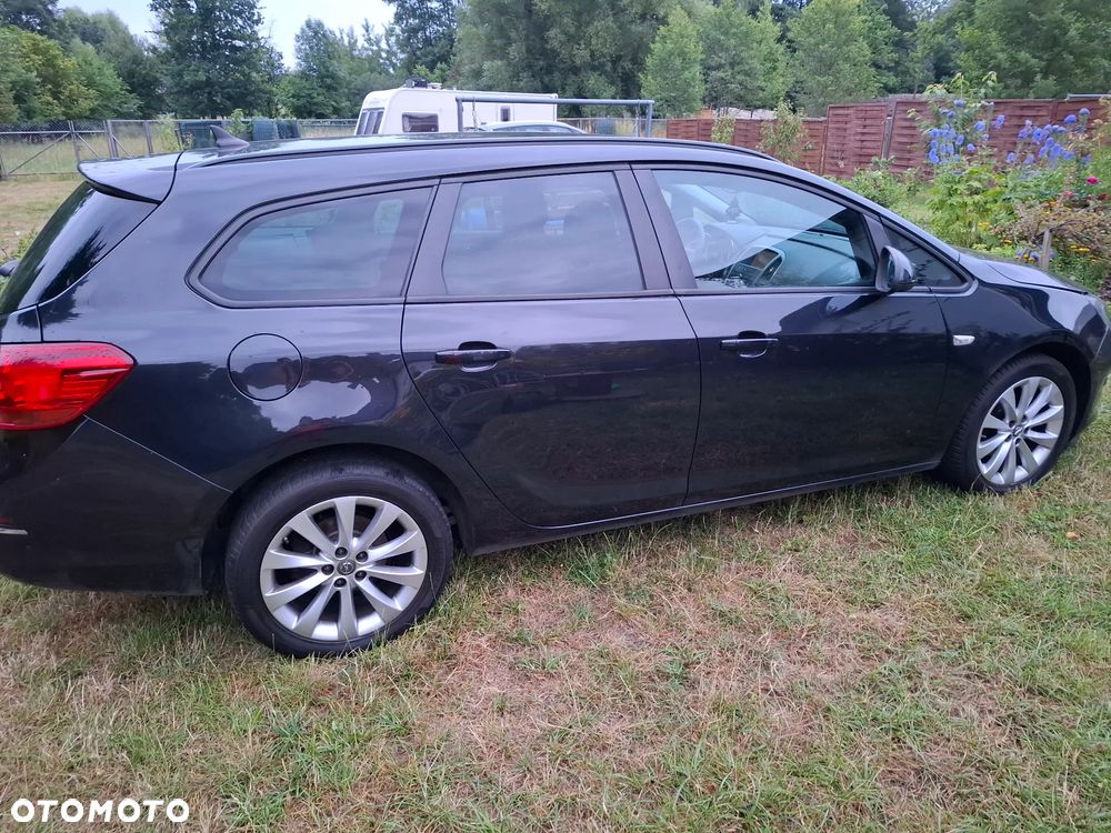 Opel Astra 1.4 T Cosmo - 2
