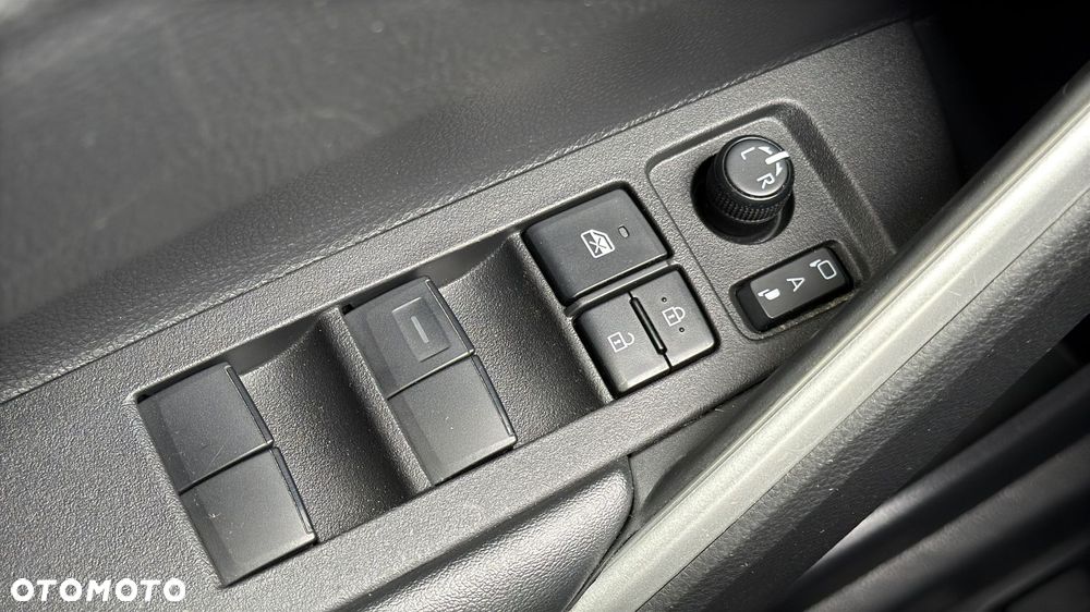 Toyota Corolla Cross 2.0 Hybrid Premiere Edition AWD - 18