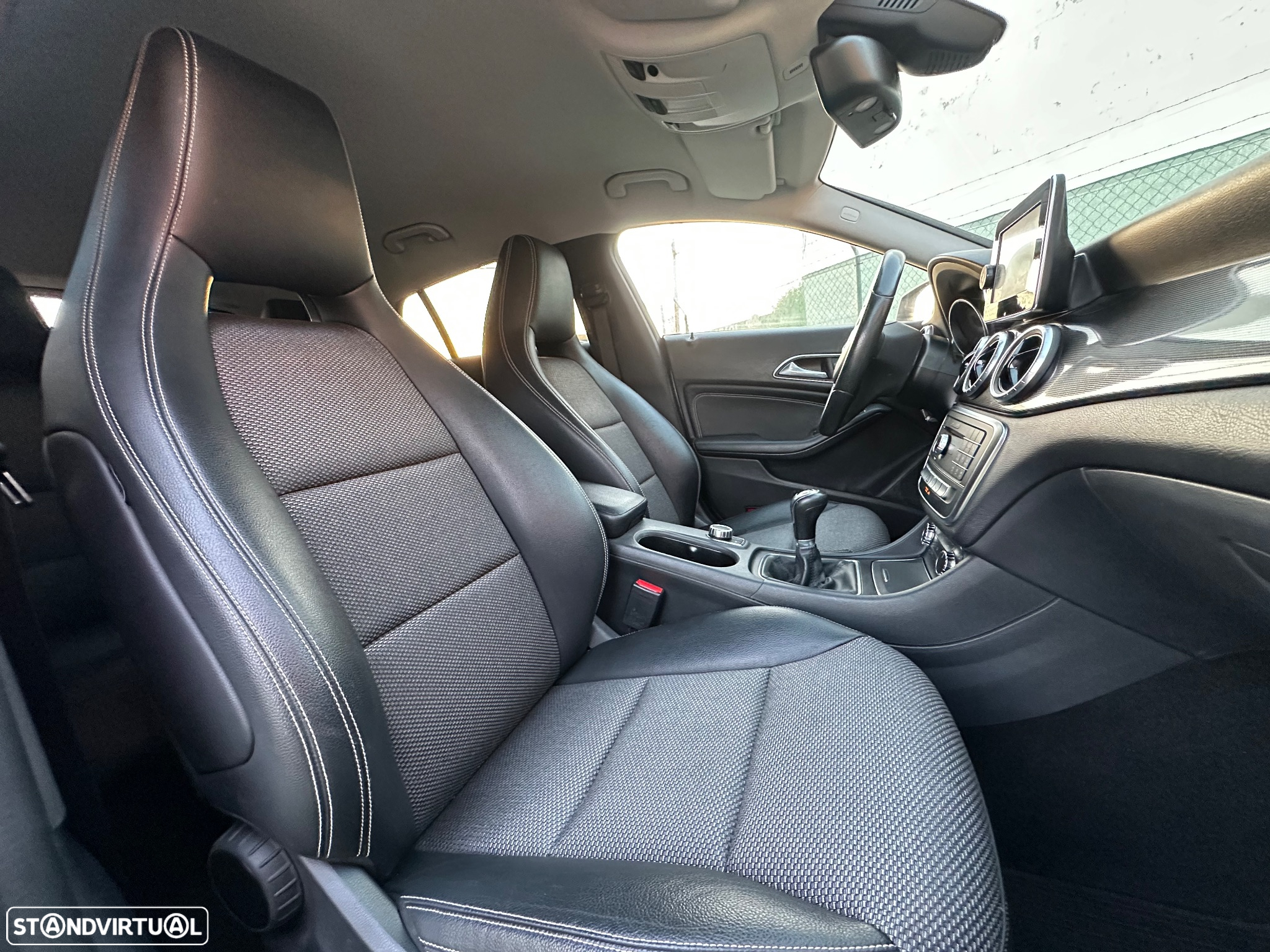 Mercedes-Benz CLA 180 d Shooting Brake - 6