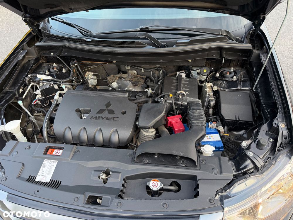 Mitsubishi Outlander - 29