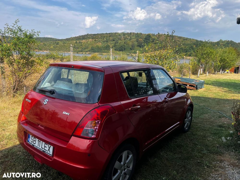 Suzuki Swift 2009 photo 4