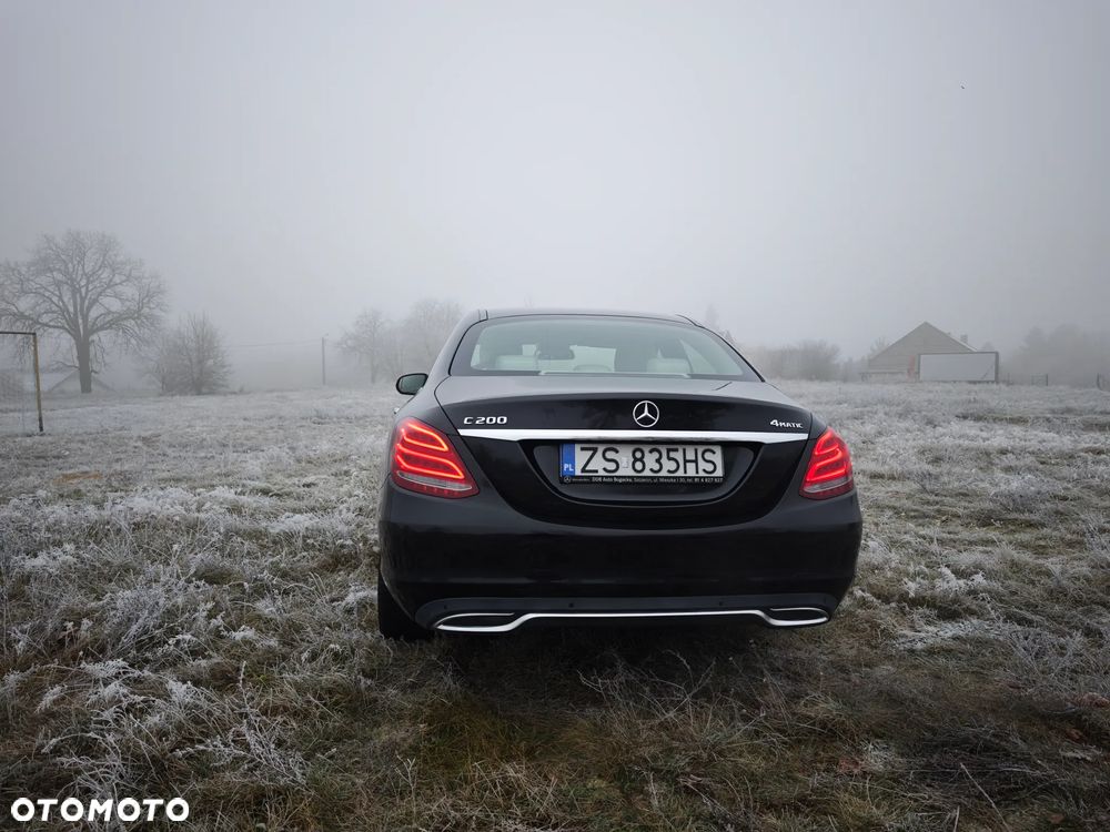 Mercedes-Benz Klasa C 200 4-Matic 9G-TRONIC - 4