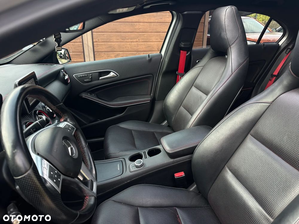 Mercedes-Benz Klasa A 250 (BlueEFFICIENCY) 7G-DCT AMG Sport - 7