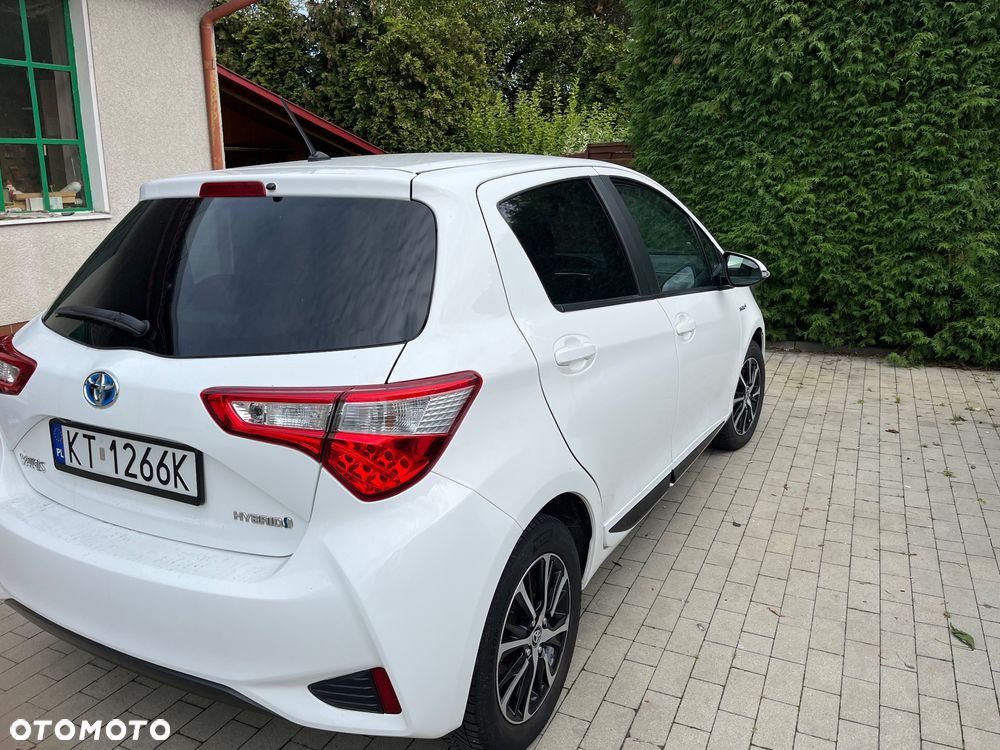 Toyota Yaris Hybrid 1.5 VVT-i Comfort - 4