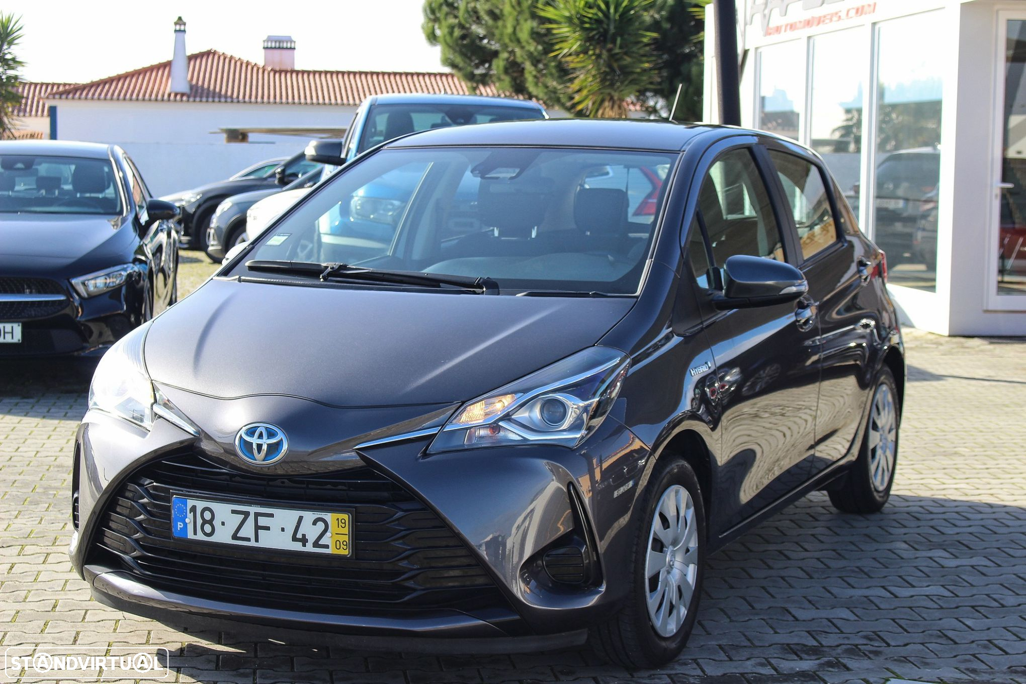 Toyota Yaris 1.5 HSD Active - 9