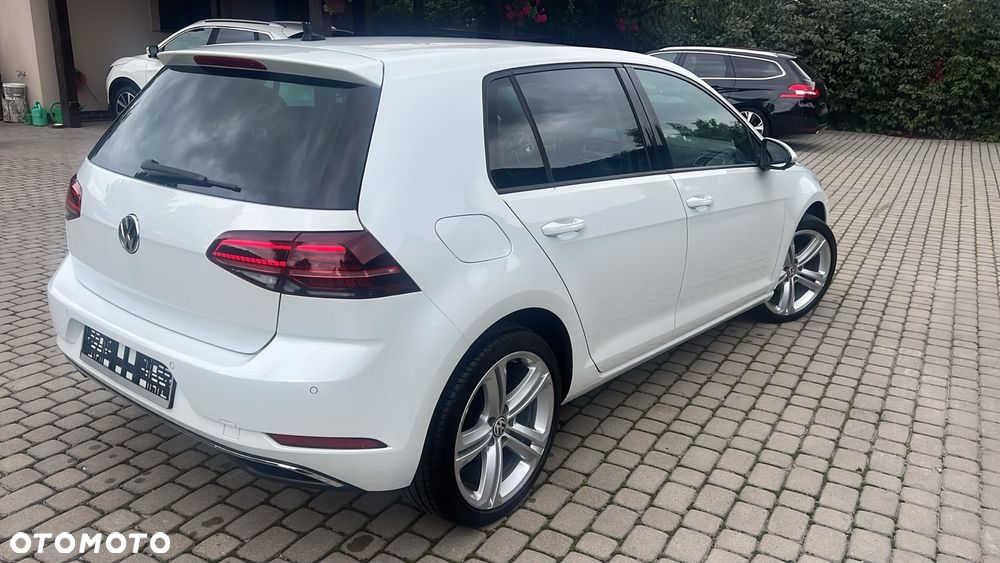 Volkswagen Golf - 13