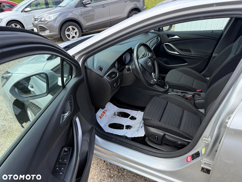 Opel Astra 1.6 CDTI Enjoy - 14