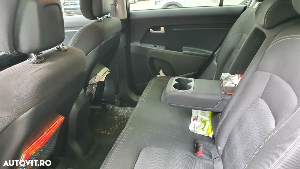 Kia Sportage 1.6 GSL MT 4x2 STYLE - 9